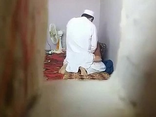 el sexo del mulá afgana clean una MILF