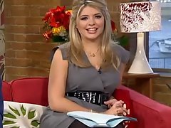 HOLLY WILLOUGHBY PANTYHOSE Admiration